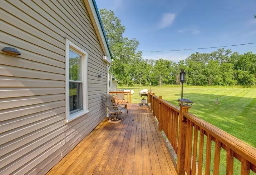 Pet Friendly Seneca Lake Home W/ Private Deck