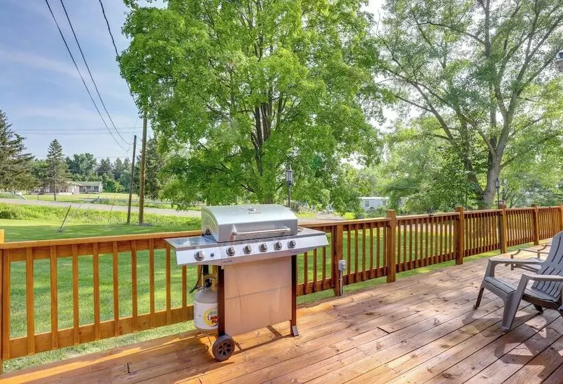 Pet Friendly Seneca Lake Home W/ Private Deck