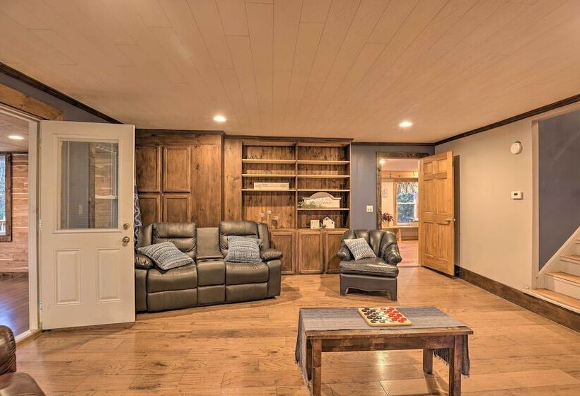 Pet Friendly Seneca Lake Home W/ Private Deck