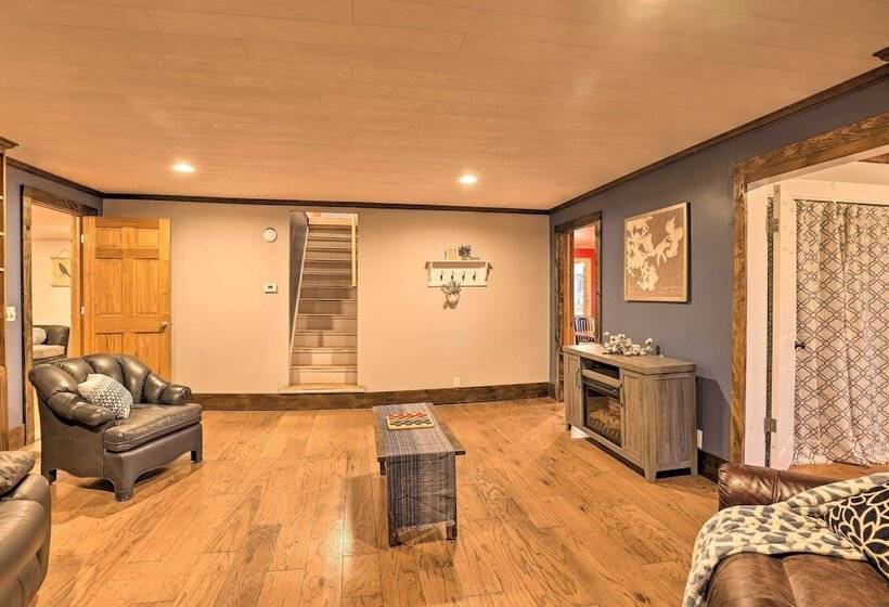 Pet Friendly Seneca Lake Home W/ Private Deck