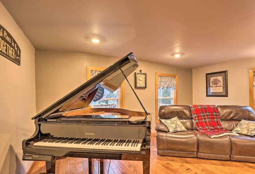 Pet Friendly Seneca Lake Home W/ Private Deck