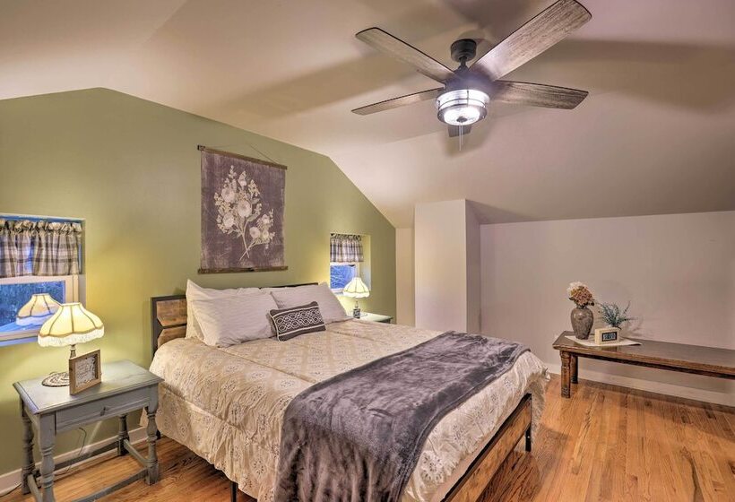 Pet Friendly Seneca Lake Home W/ Private Deck