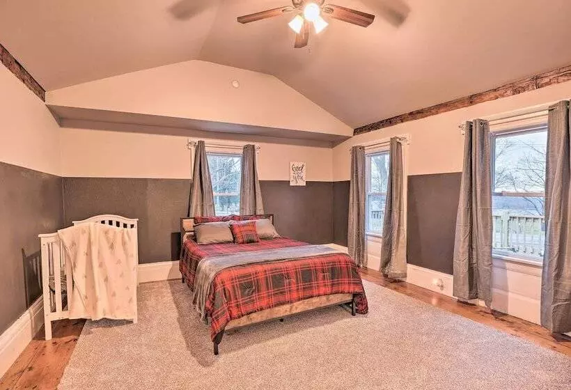 Pet Friendly Seneca Lake Home W/ Private Deck