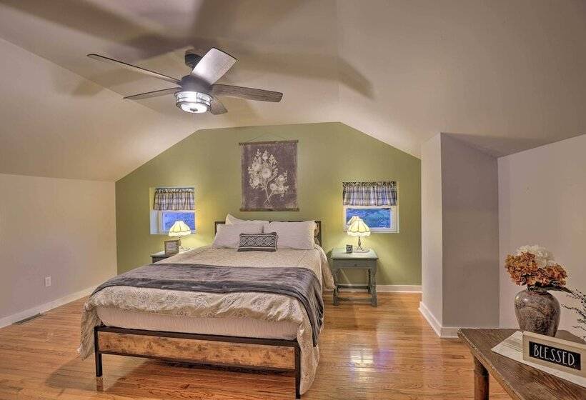 Pet Friendly Seneca Lake Home W/ Private Deck