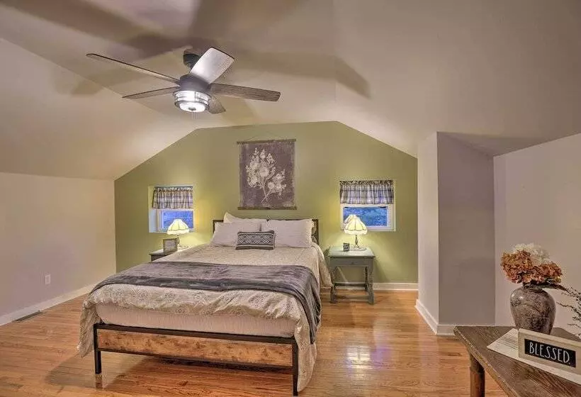 Pet Friendly Seneca Lake Home W/ Private Deck