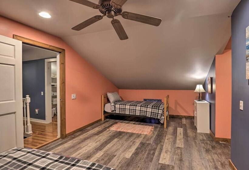 Pet Friendly Seneca Lake Home W/ Private Deck