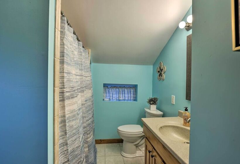 Pet Friendly Seneca Lake Home W/ Private Deck