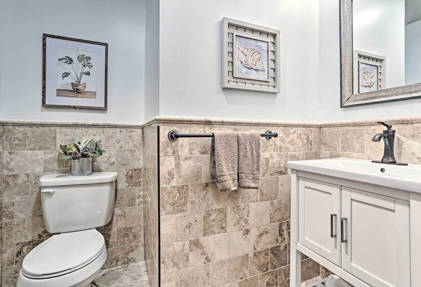 Pocono Lake Paradise W/ Private Beach & Dock!