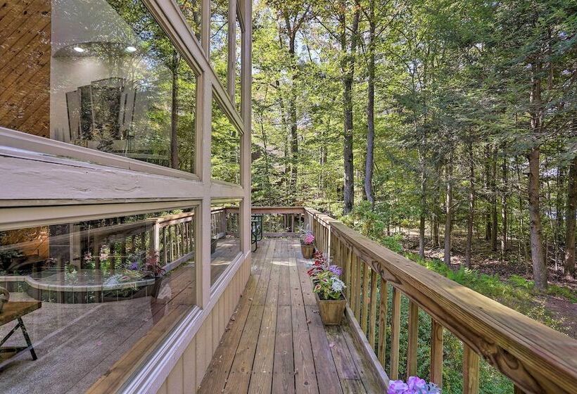 Pocono Lake Paradise W/ Private Beach & Dock!