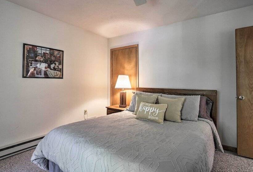 Pocono Lake Paradise W/ Private Beach & Dock!