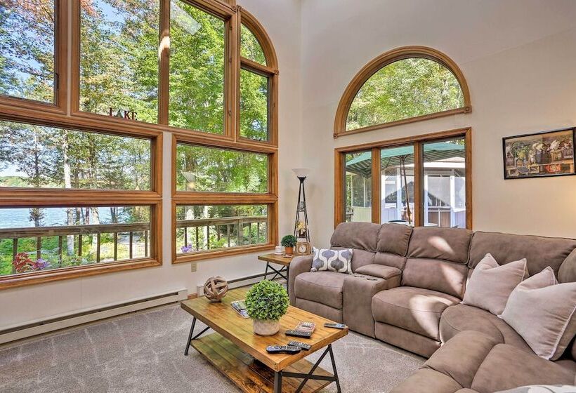 Pocono Lake Paradise W/ Private Beach & Dock!