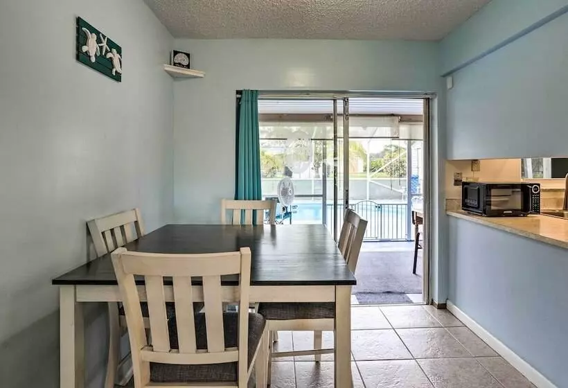 Port St Lucie Vacation Home W/ Lanai & Pool!