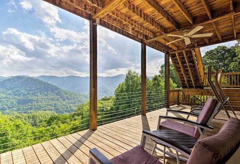 Private Blue Ridge Home W/ Hot Tub, Mountain Views