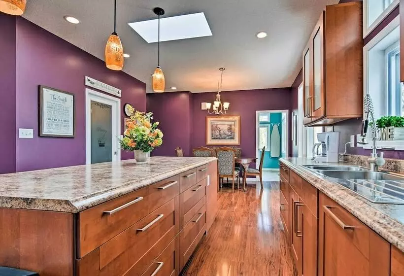 Private Blue Ridge Home W/ Hot Tub, Mountain Views