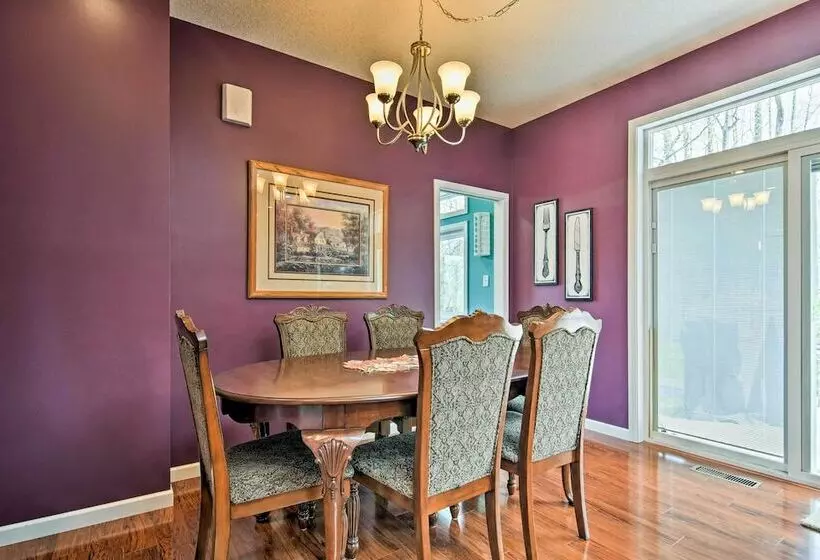 Private Blue Ridge Home W/ Hot Tub, Mountain Views