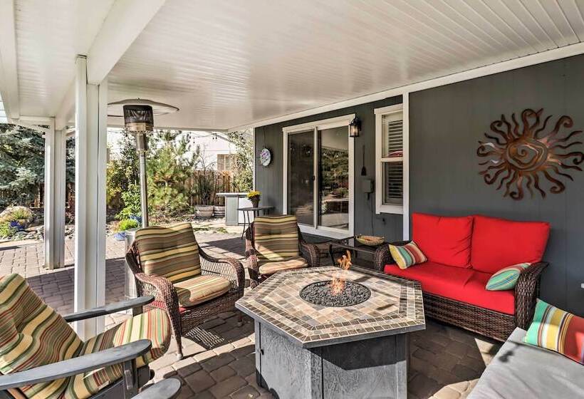 Reno Home W/ Private Yard + Hot Tub