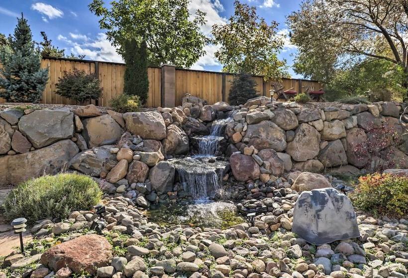 Reno Home W/ Private Yard + Hot Tub