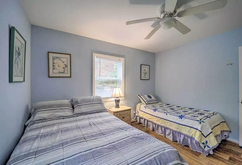 Riverfront Newland Home W/ Pool & Golf Club Access