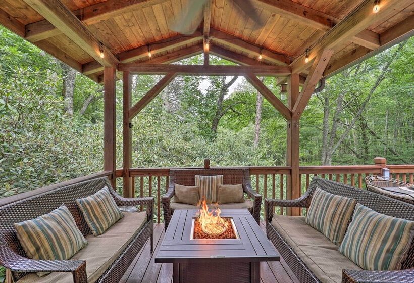 Peaceful  Rocky Creek Cabin  W/ Hot Tub & Views!