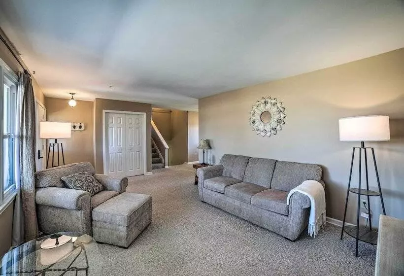 Rural Seneca House W/ Yard Near I 80