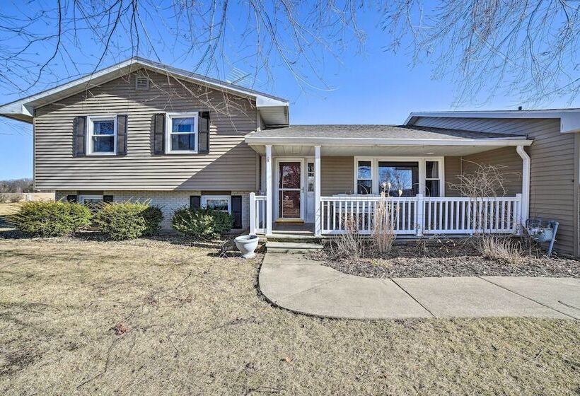 Rural Seneca House W/ Yard Near I 80