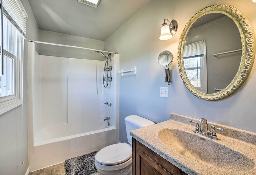 Rural Seneca House W/ Yard Near I 80