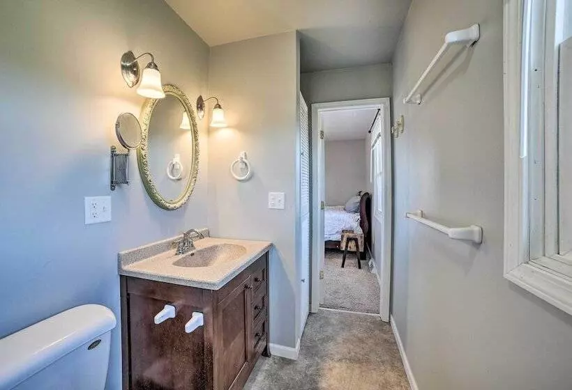 Rural Seneca House W/ Yard Near I 80