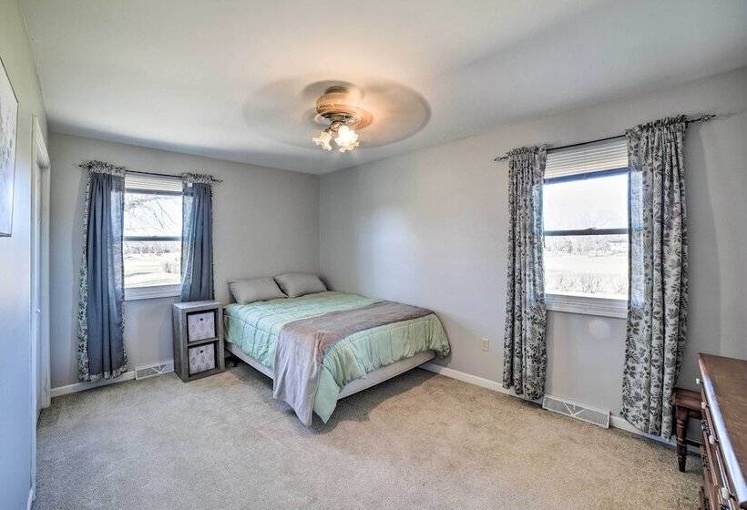 Rural Seneca House W/ Yard Near I 80