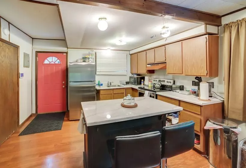 Rustic Cottage With Fire Pit & Private Yard!