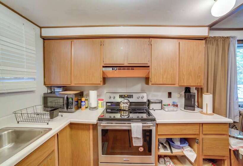 Rustic Cottage With Fire Pit & Private Yard!