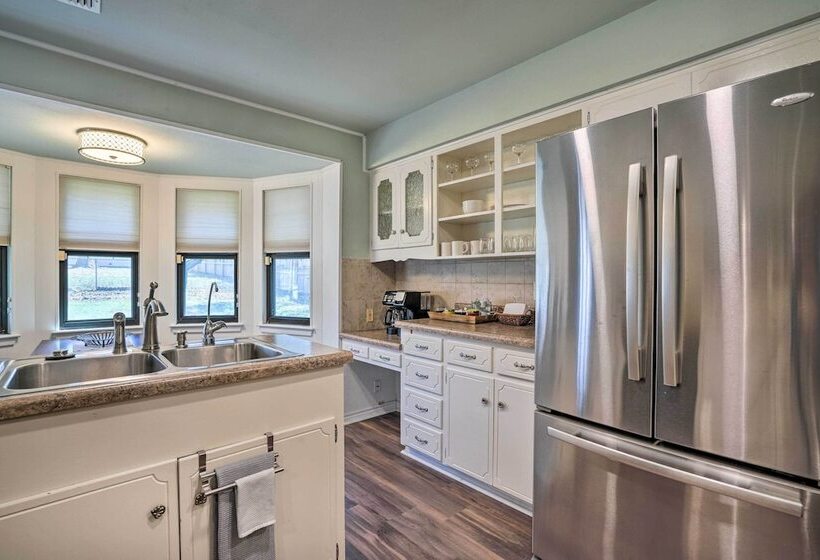 Lovely San Antonio Home ~ 13 Mi To Downtown!