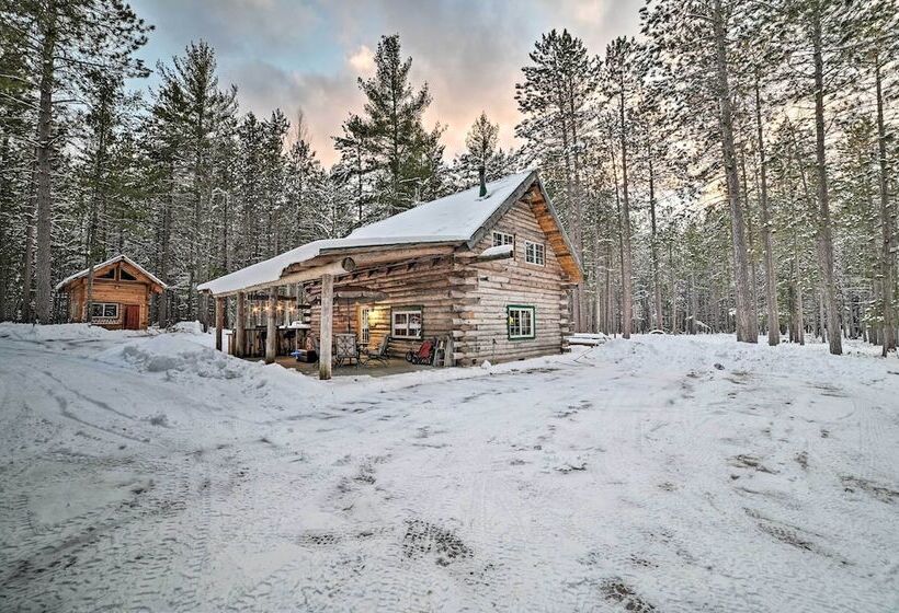 Secluded Vanderbilt Cabin, 9 Mi To Treetops!