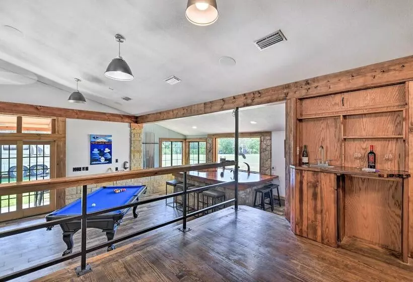 Spacious Glen Rose Home On Paluxy Riverfront