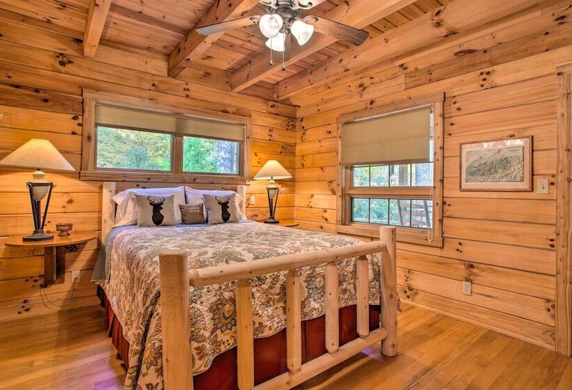 Streamside Bryson City Cabin W/ Hot Tub & Sauna