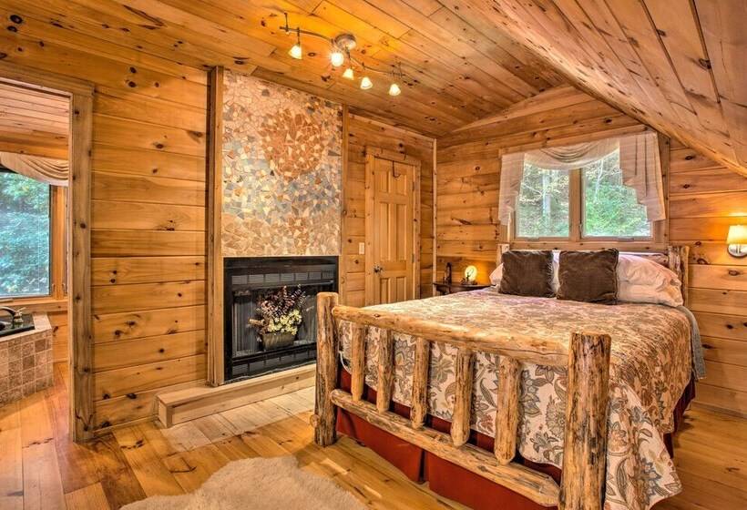 Streamside Bryson City Cabin W/ Hot Tub & Sauna