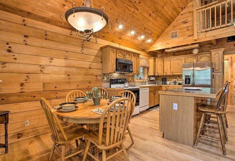 Streamside Bryson City Cabin W/ Hot Tub & Sauna