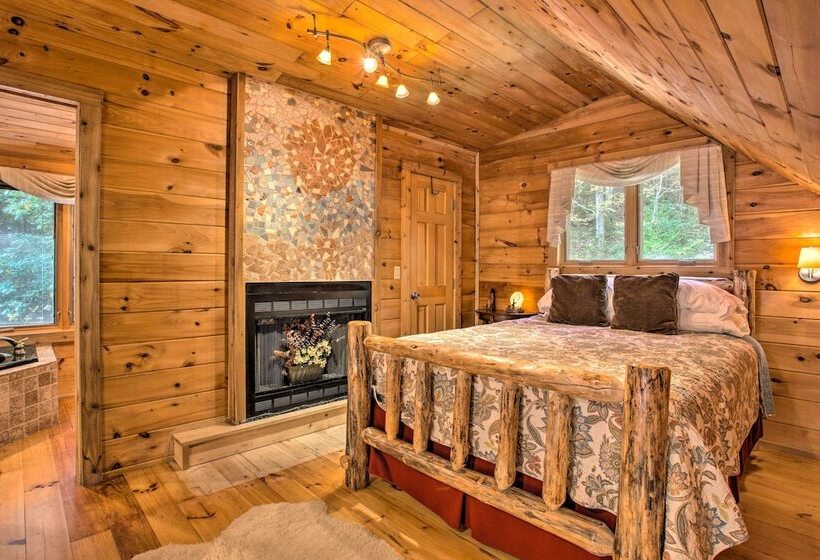 Streamside Bryson City Cabin W/ Hot Tub & Sauna