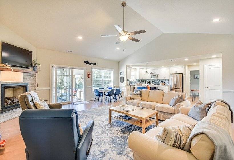 Stunning Cape Charles Retreat ~ 1 Mi To Beach