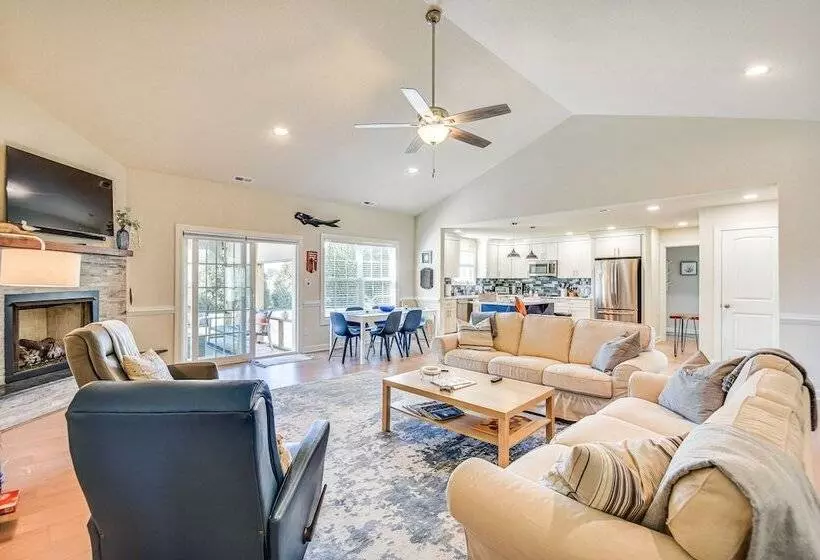 Stunning Cape Charles Retreat ~ 1 Mi To Beach