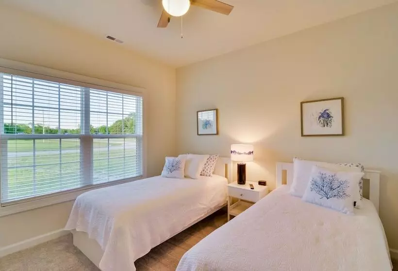 Stunning Cape Charles Retreat ~ 1 Mi To Beach