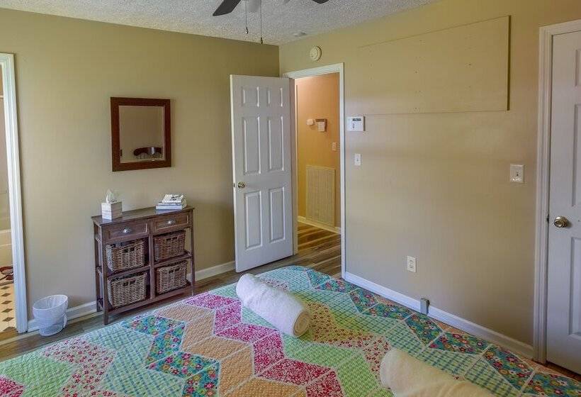 Tracy City Home Near South Cumberland State Park!