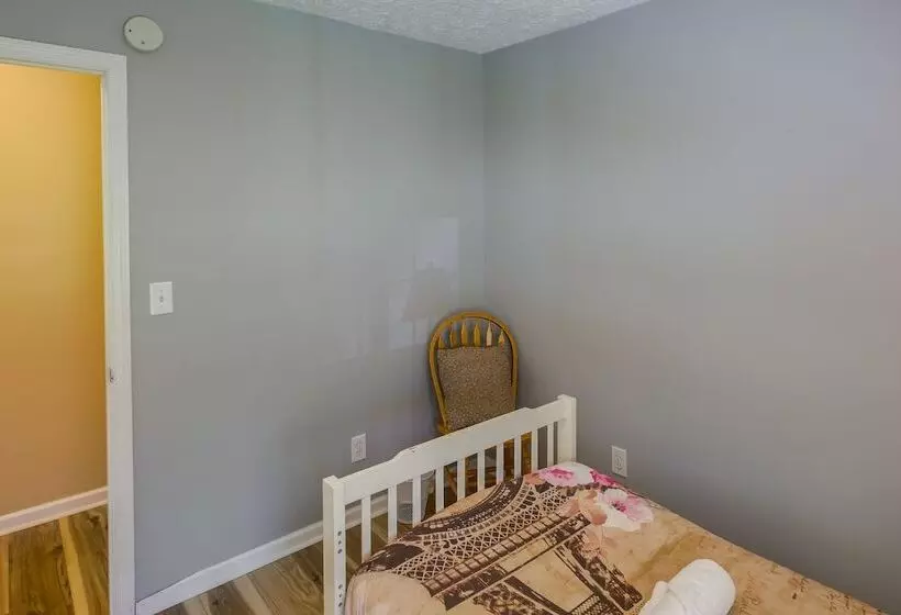 Tracy City Home Near South Cumberland State Park!