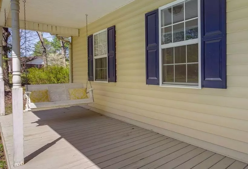 Tracy City Home Near South Cumberland State Park!