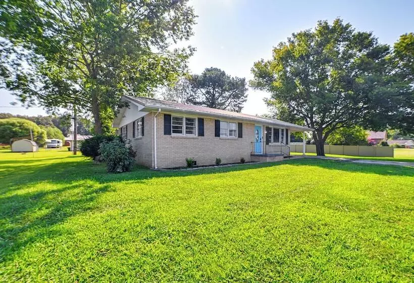 Vick S Hunting Lodge  Near Fishing + Hiking