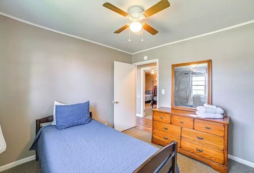 Vick S Hunting Lodge  Near Fishing + Hiking