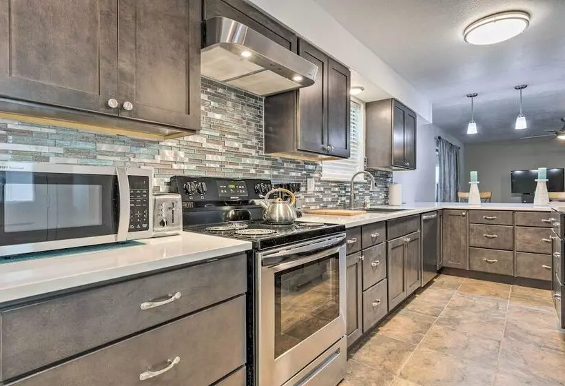 Welcoming Hattiesburg Home < 2 Mi To Usm!