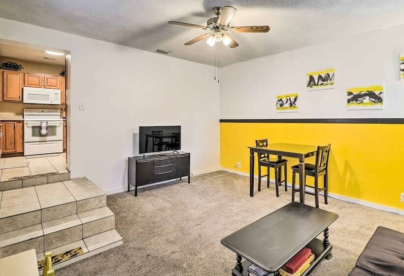 Welcoming Jacksonville Home < 9 Mi To Beach!