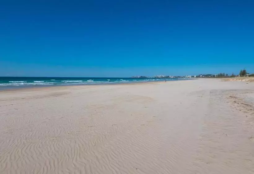 Bilinga Beach Motel