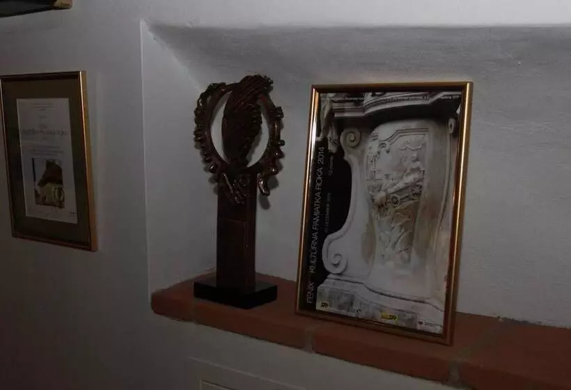 Boutique Hotel Pracháreň