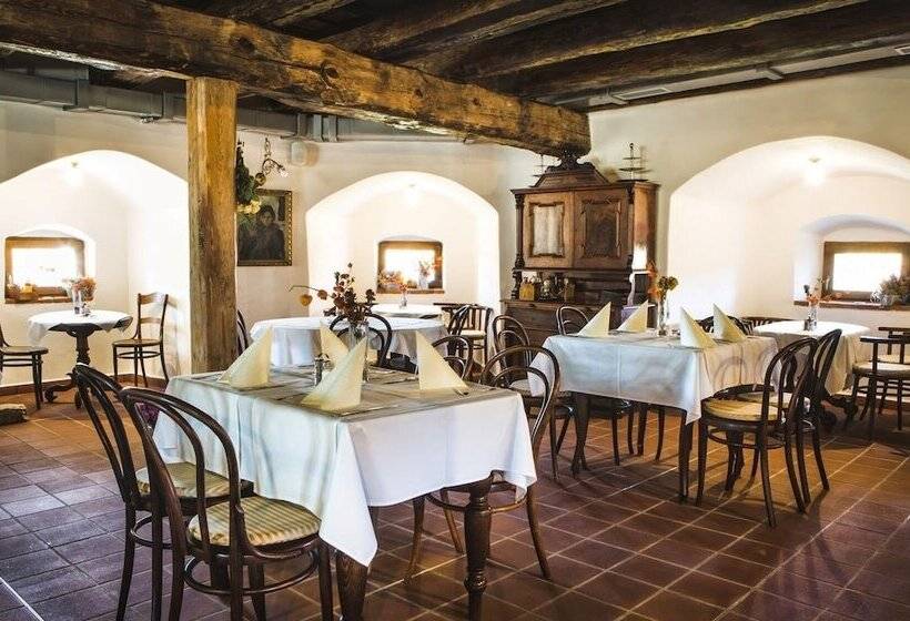 Boutique Hotel Pracháreň